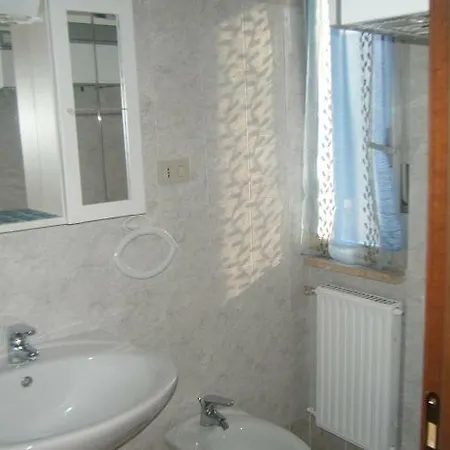 La Casetta Di Marinella Apartment